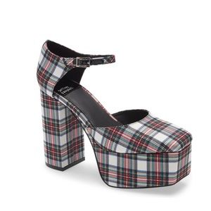 New Jeffrey Campbell Ovr-N-Out Pump